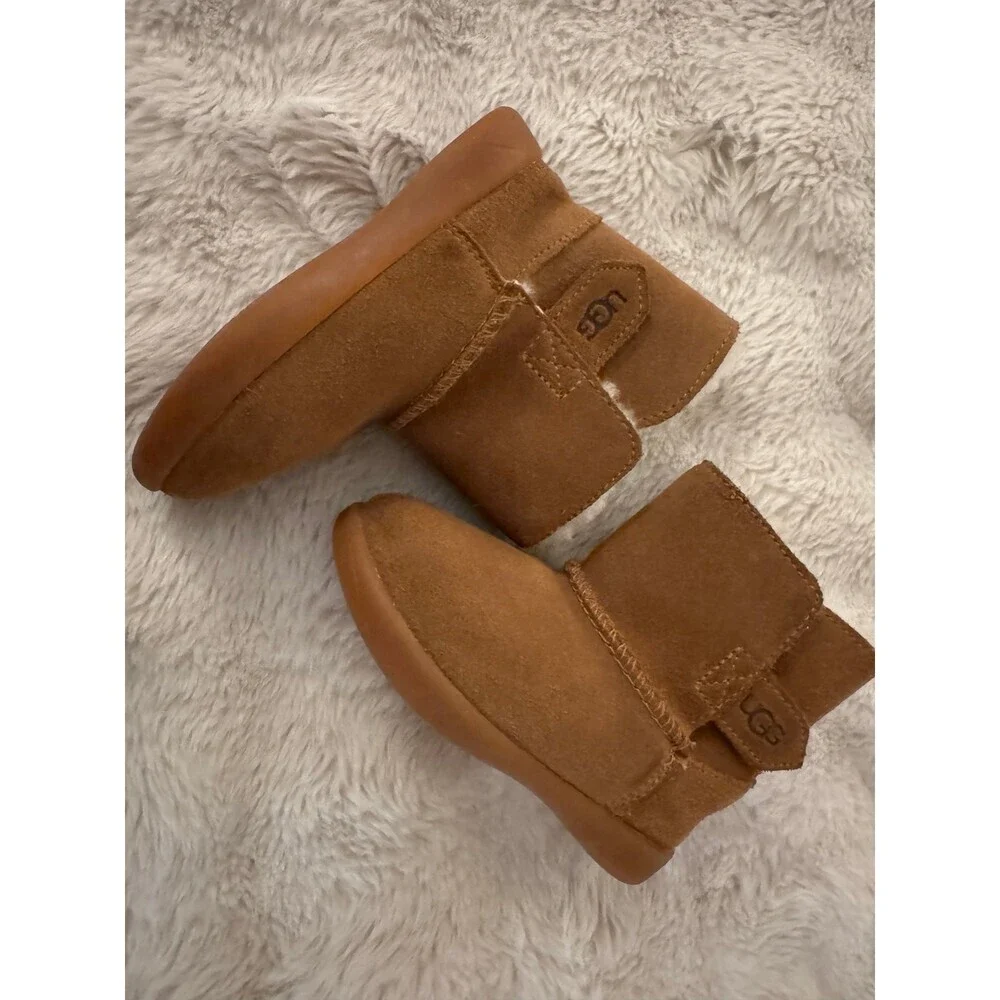UGG Keelan Toddler Boots 6